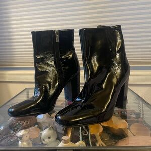 Vince Camuto Black Patent Leather Ankle Boots